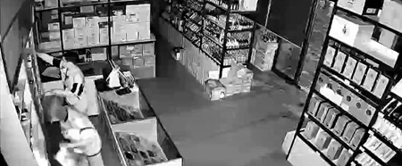 5大原因,解釋手機(jī)店和煙酒店為何成為被盜重災(zāi)區(qū)