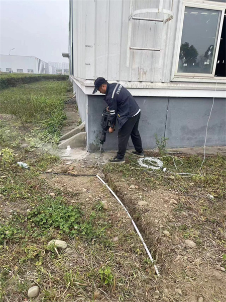 成都萬全電子做為專業(yè)的弱電工程公司,將持續(xù)提供專業(yè)的弱電監(jiān)控安裝技術(shù)服務(wù)。