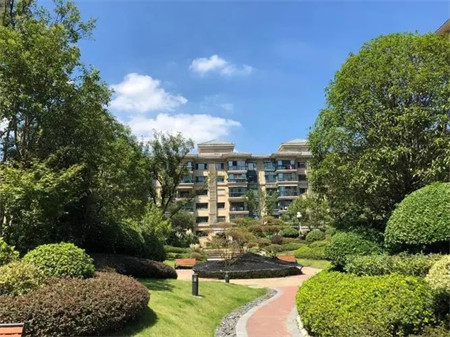 小區(qū)安防系統(tǒng)的痛點(diǎn)，通過(guò)AI視頻監(jiān)控系統(tǒng)能否解決