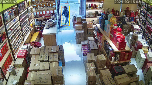 AI智能監(jiān)控：守護(hù)您的煙酒超市，安全無憂